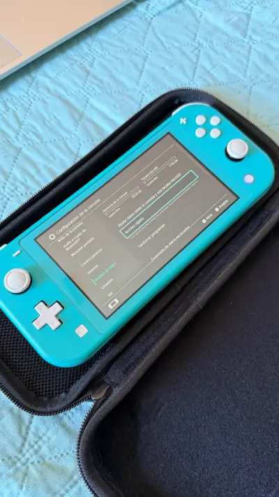 Nintendo Switch Lite azul con estuche - miniatura 4