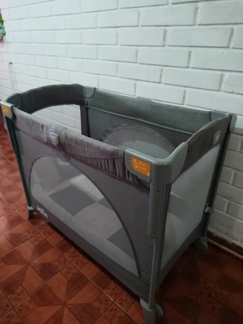 Cuna corral portátil gris Joïe - 3