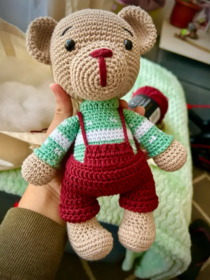 Osito de crochet artesanal