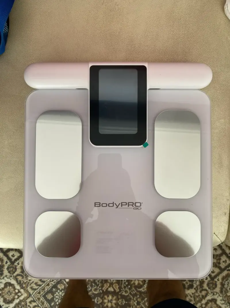 Báscula de bioimpedancia BodyPRO GO - 3