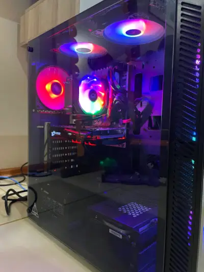 PC gamer Xeon 10 núcleos, 1050ti, 16gb ram - miniatura 1