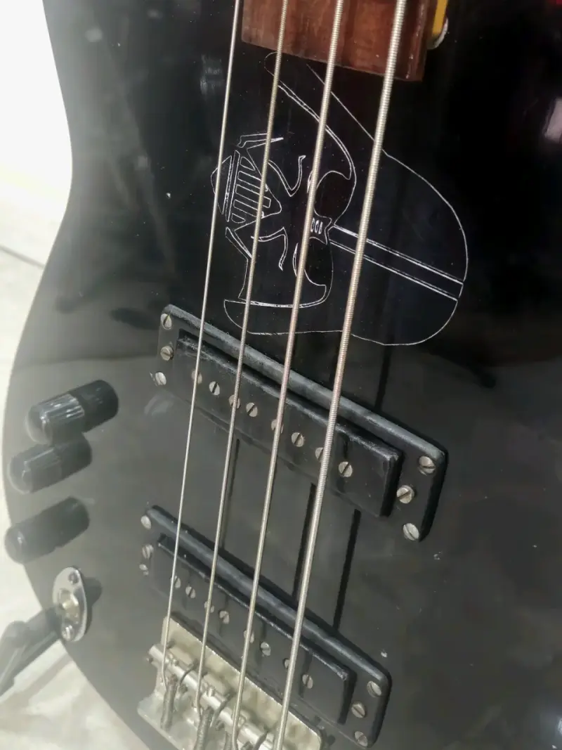 Bajo eléctrico Kramer para zurdo - 3