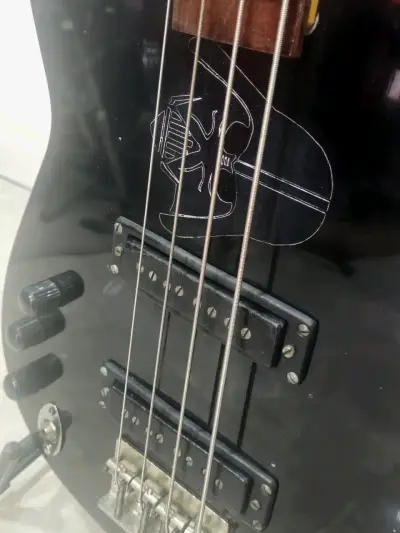 Bajo eléctrico Kramer para zurdo - miniatura 3