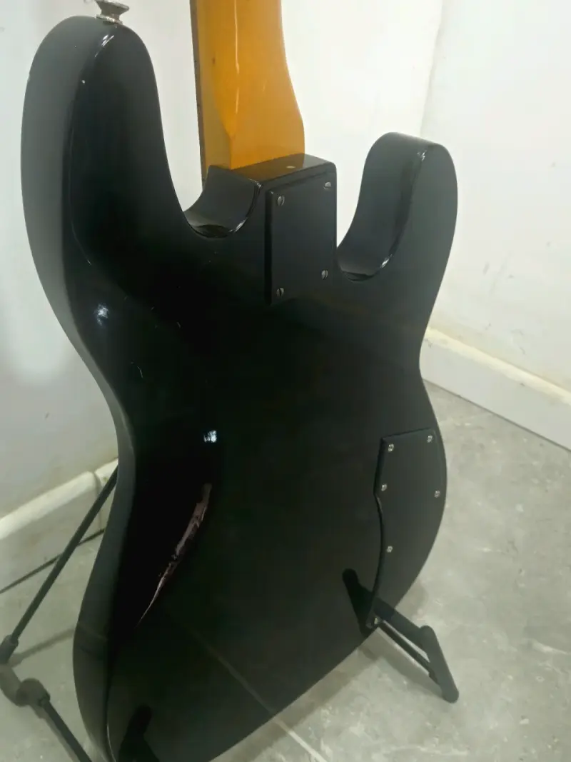 Bajo eléctrico Kramer para zurdo - 4
