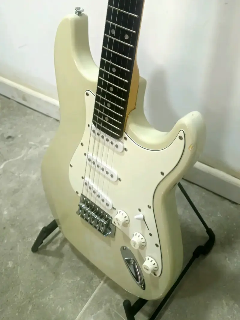 Guitarra eléctrica Steeler - 1
