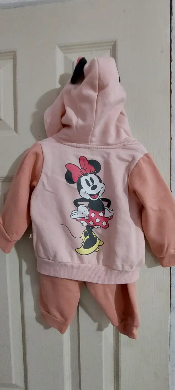 Conjunto infantil Minnie Mouse rosado - 3