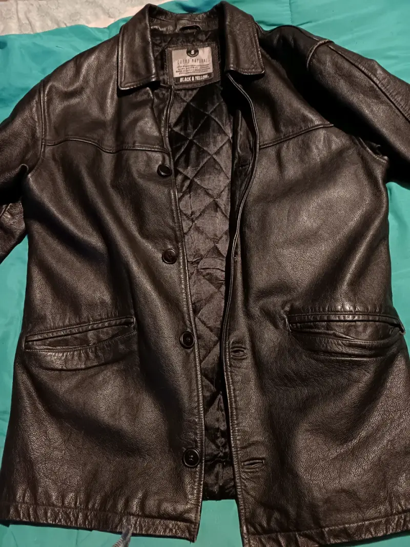Chaqueta de cuero negra - 1