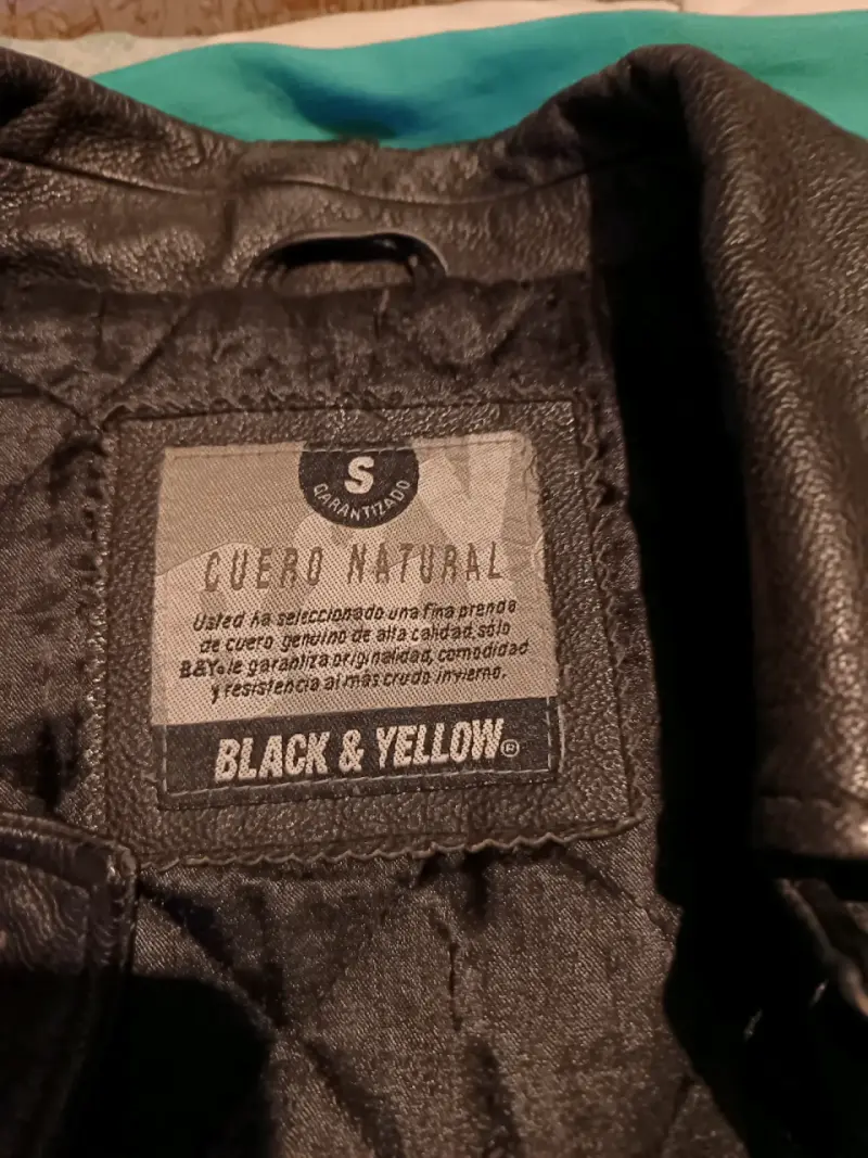 Chaqueta de cuero negra - 2