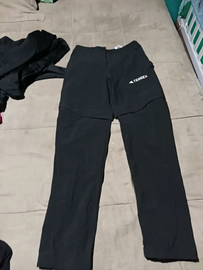 Pantalón negro Terrex - 1