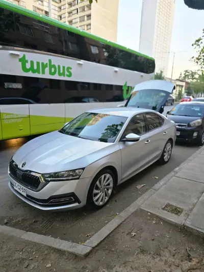 Skoda Octavia modelo Style 2022 automático - miniatura 1