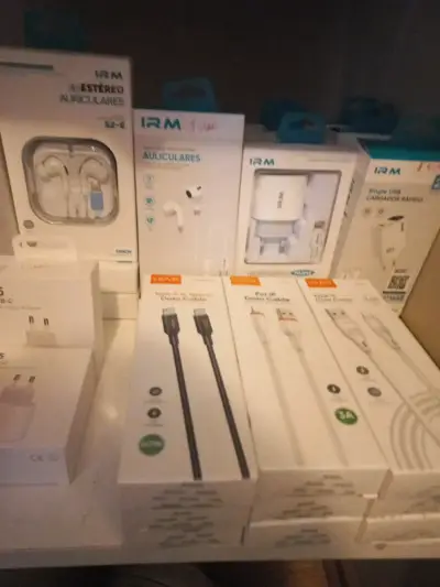Cargador iPhone FAT IRM con cable - miniatura 2