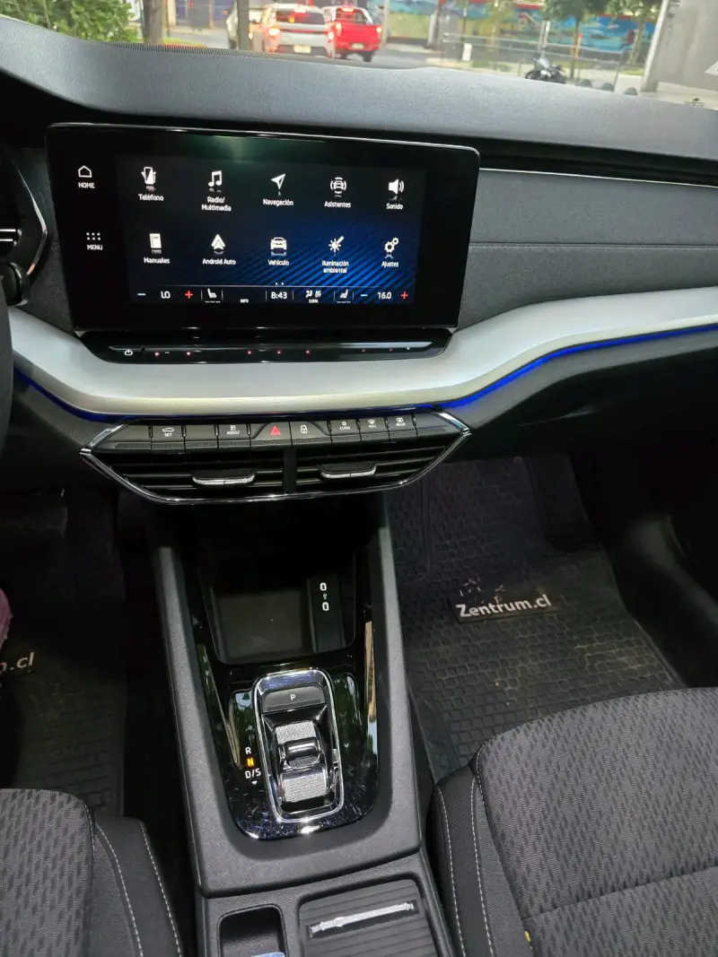 Skoda Octavia modelo Style 2022 automático - 5