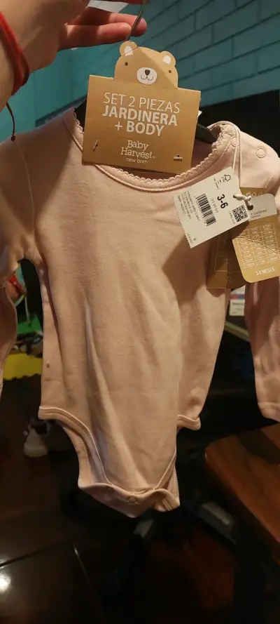 Conjunto bebé rosa con body - miniatura 3