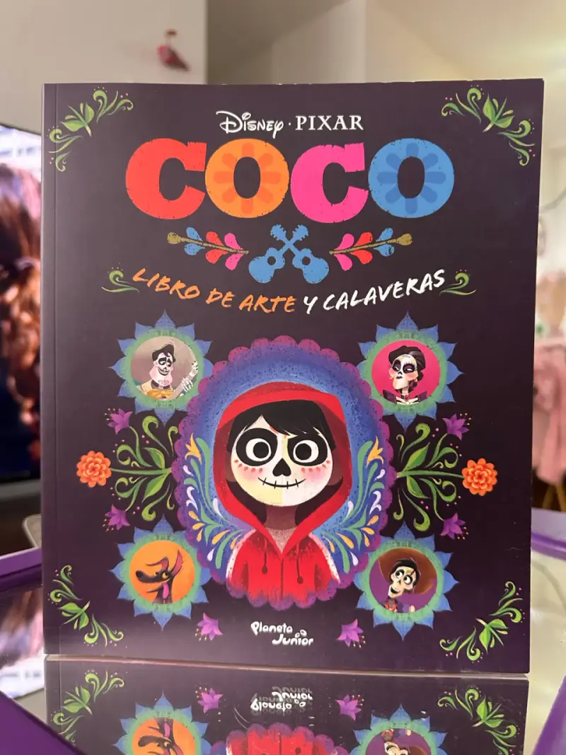 Libro de arte de Coco - 1