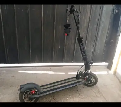 Scooter eléctrico urbano - miniatura 2