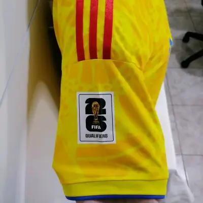 Polerón Colombia negro y multicolor - miniatura 3