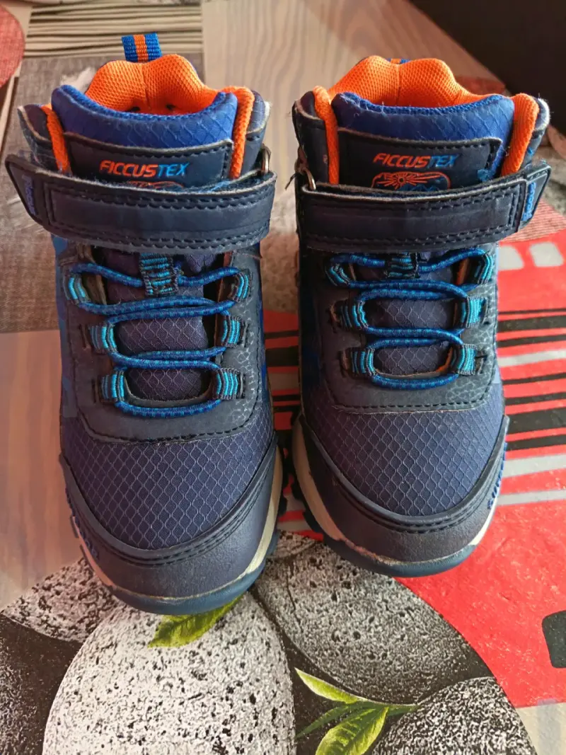 Botas de senderismo azul y naranja - 4