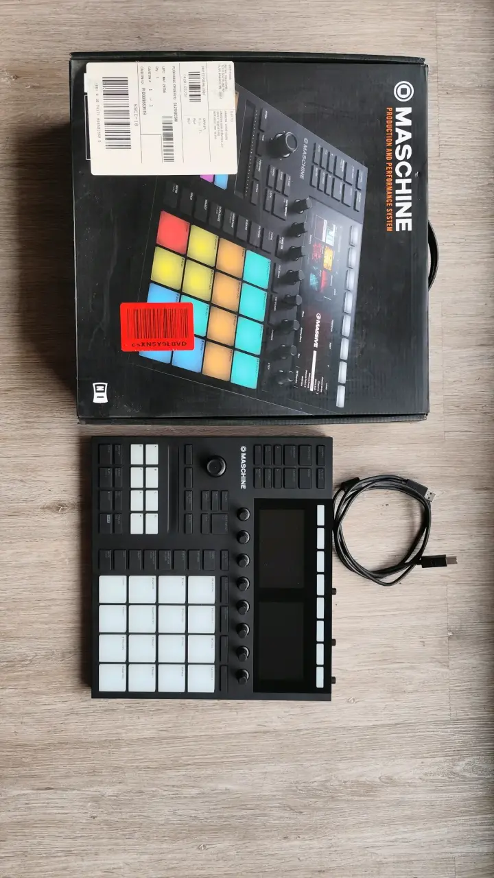 Controlador Maschine Mk3 - 3