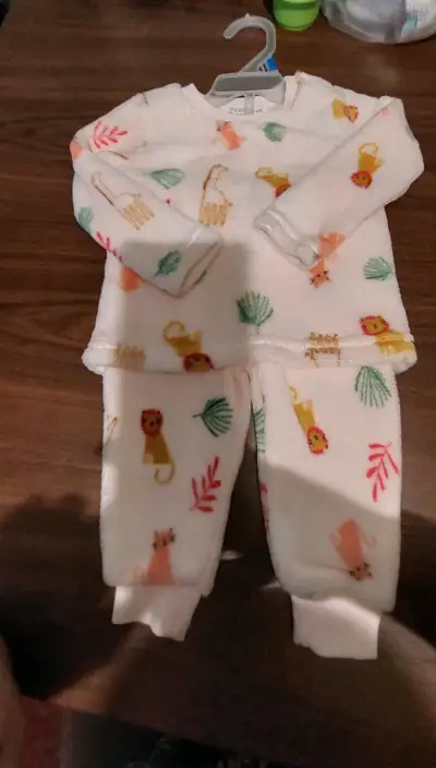 Pijamas de polar para bebé - miniatura 1