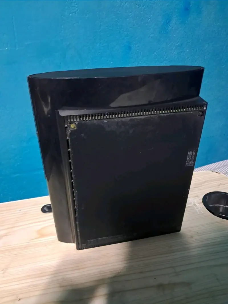 Consola PlayStation 3 negra con juegos - 2