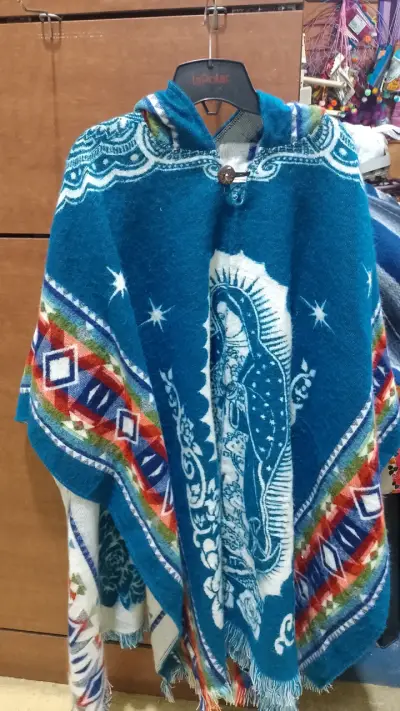 Ponchos artesanales - miniatura 2