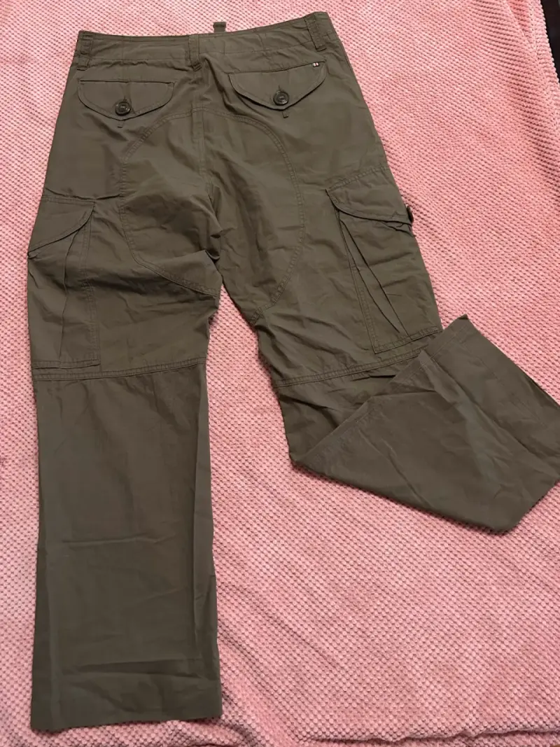 Pantalones cargo verdes - 2