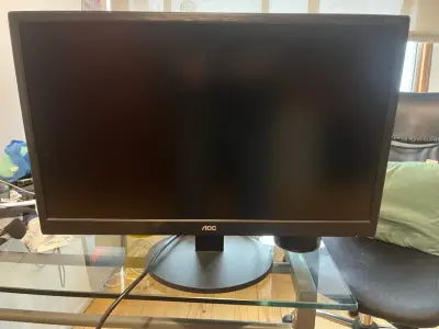 Monitor AOC 23.6 pulgadas 60Hz Resolución Full HD - miniatura 1