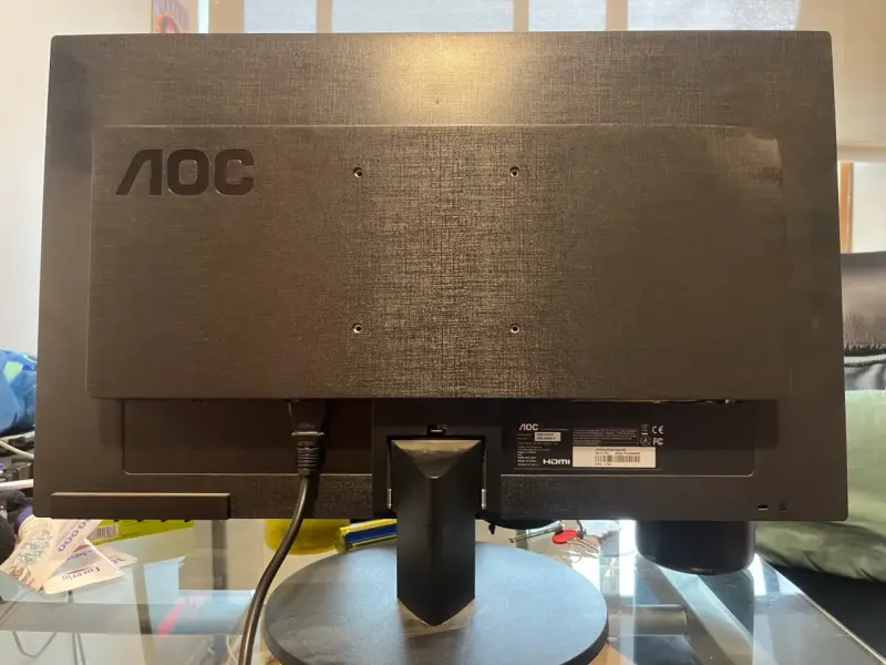 Monitor AOC 23.6 pulgadas 60Hz Resolución Full HD - 2