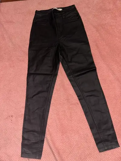 Pantalones negros ajustados - miniatura 3