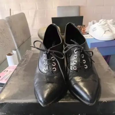 Zapatillas blancas Lotto - miniatura 5