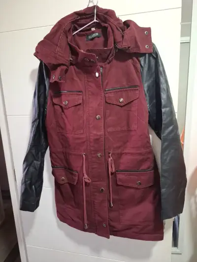 Chaqueta burdeo con mangas negras - miniatura 2