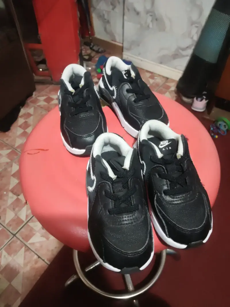 Zapatillas deportivas Nike negras - 2