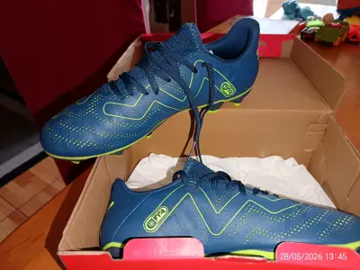 Zapatillas de fútbol Puma azules - miniatura 2