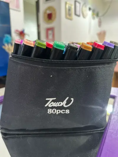 Set de marcadores Touch 80 piezas - miniatura 1