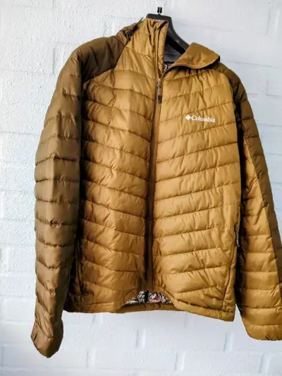 Parka Columbia color verde con capucha - miniatura 3