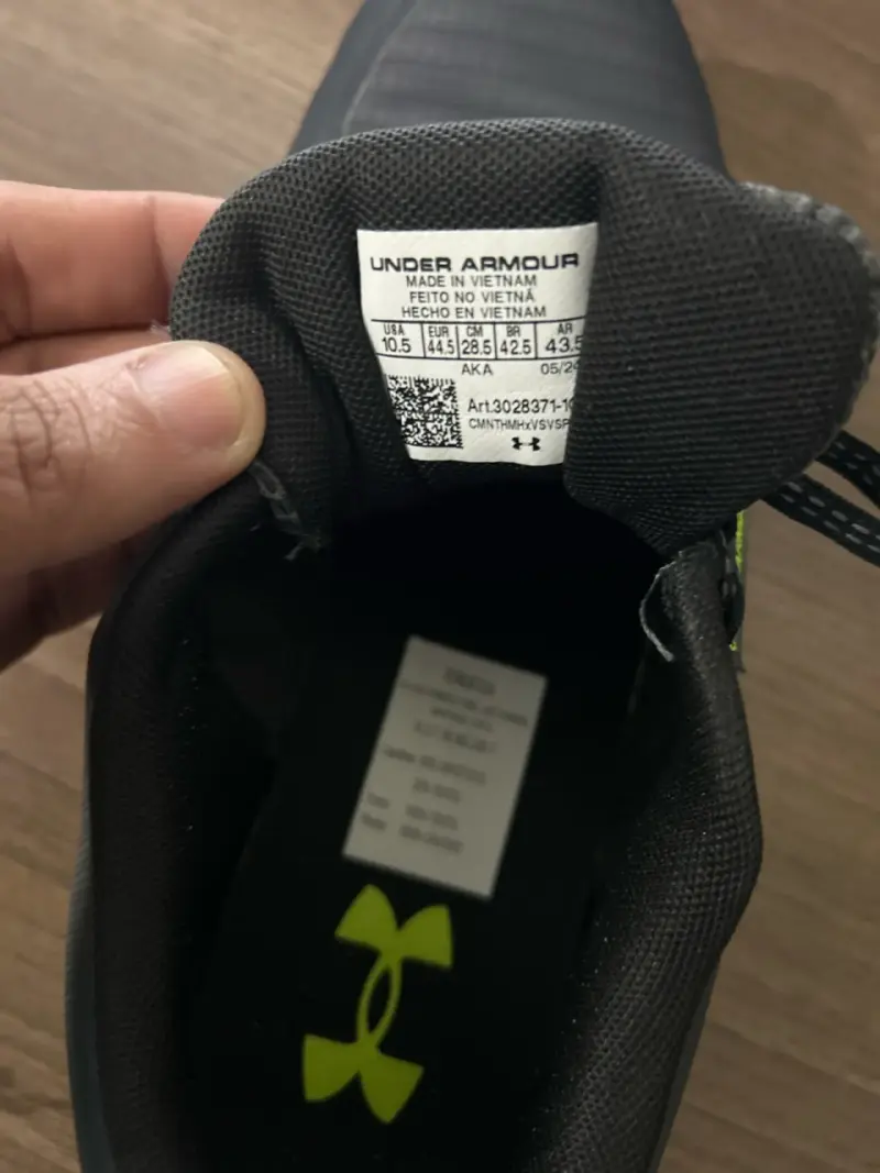 Zapatilla UNDER ARMOUR - 3
