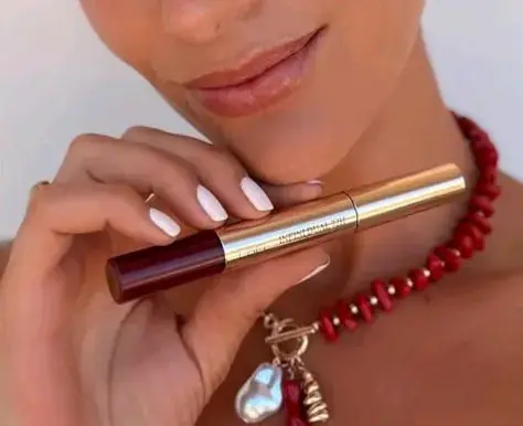 Labial de larga duración - 1