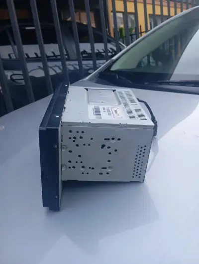Monitor de auto negro - miniatura 2