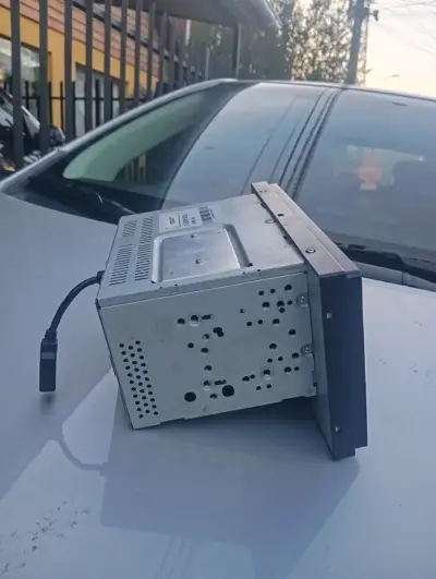 Monitor de auto negro - miniatura 4