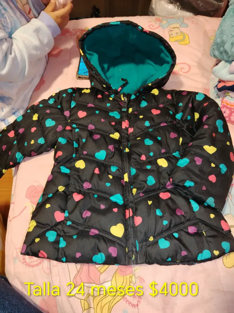 Chaqueta infantil con capucha - 1
