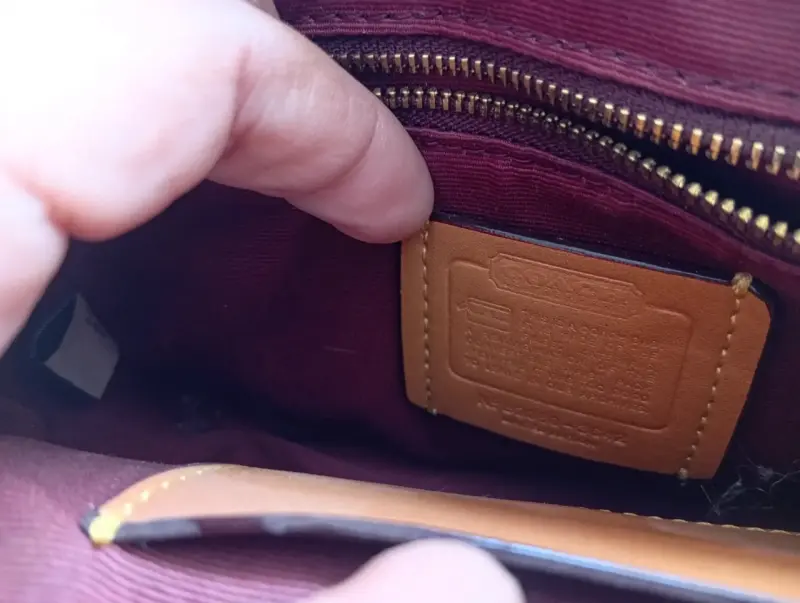 Cartera de mano azul y cuero - 2