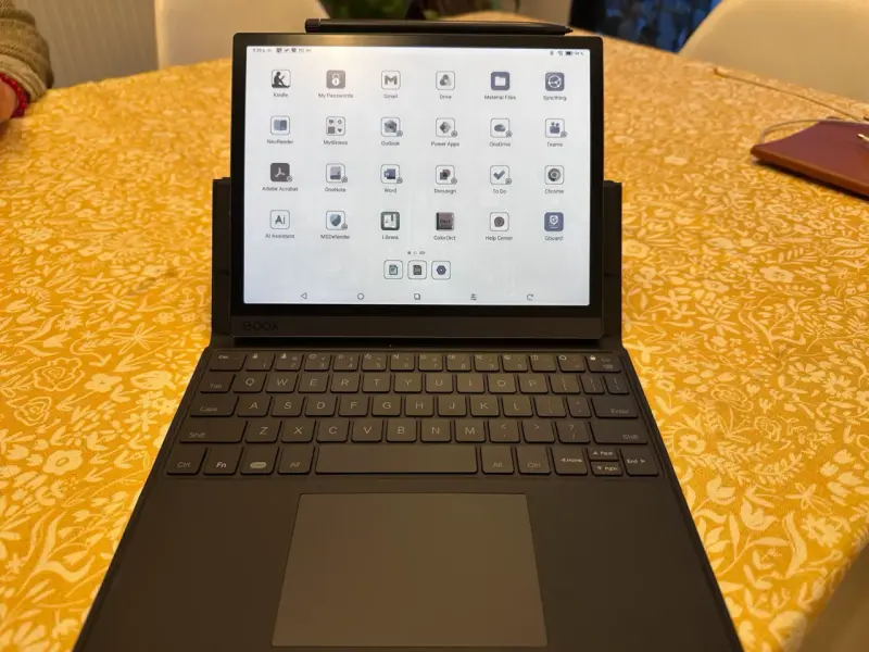 Tablet con teclado BOOX - 1
