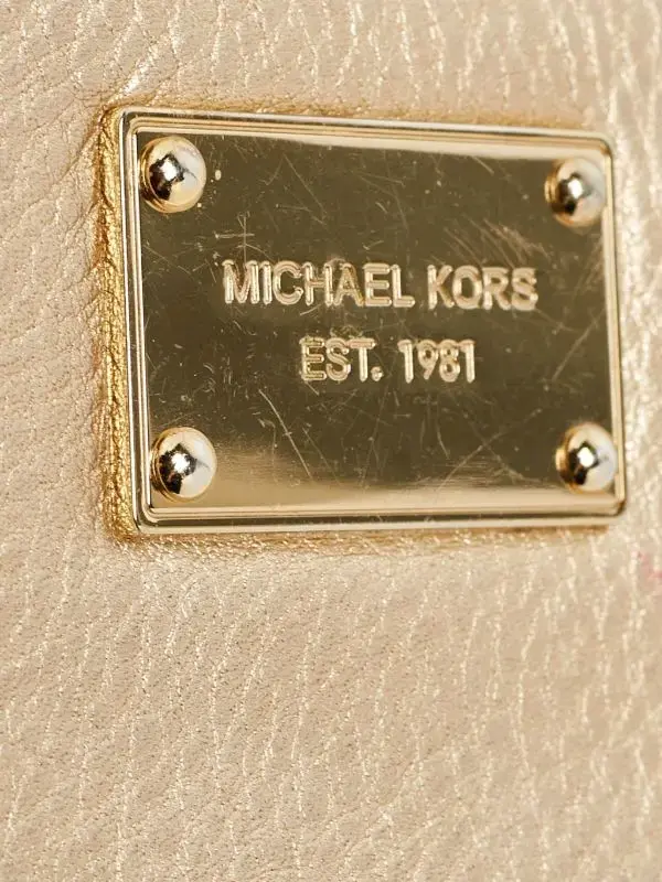 Cartera Michael Kors beige pequeña - 2