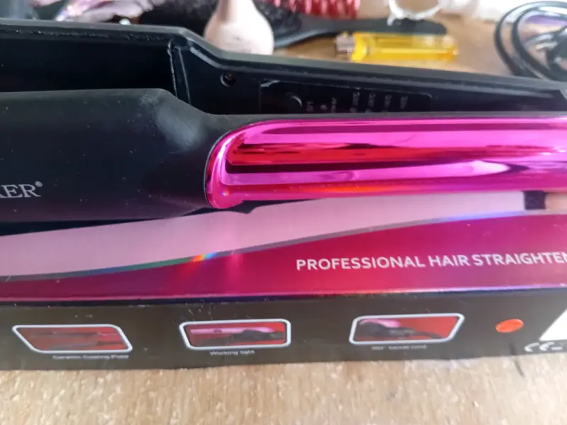 Plancha de pelo profesional rosa - 1