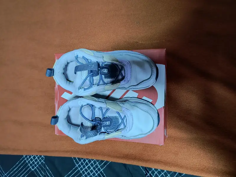 Zapatillas Nike Air Max blancas morado y plomo - 4