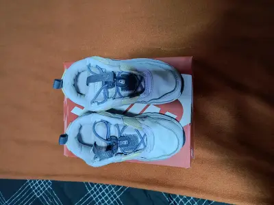 Zapatillas Nike Air Max blancas morado y plomo - miniatura 4