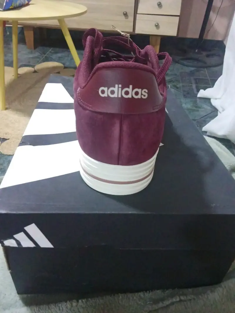 Zapatillas Adidas burdeos - 1