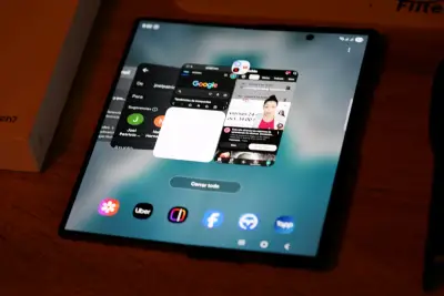 Samsung Galaxy fold 7 + watch 7 de 44mm mas buds - miniatura 6