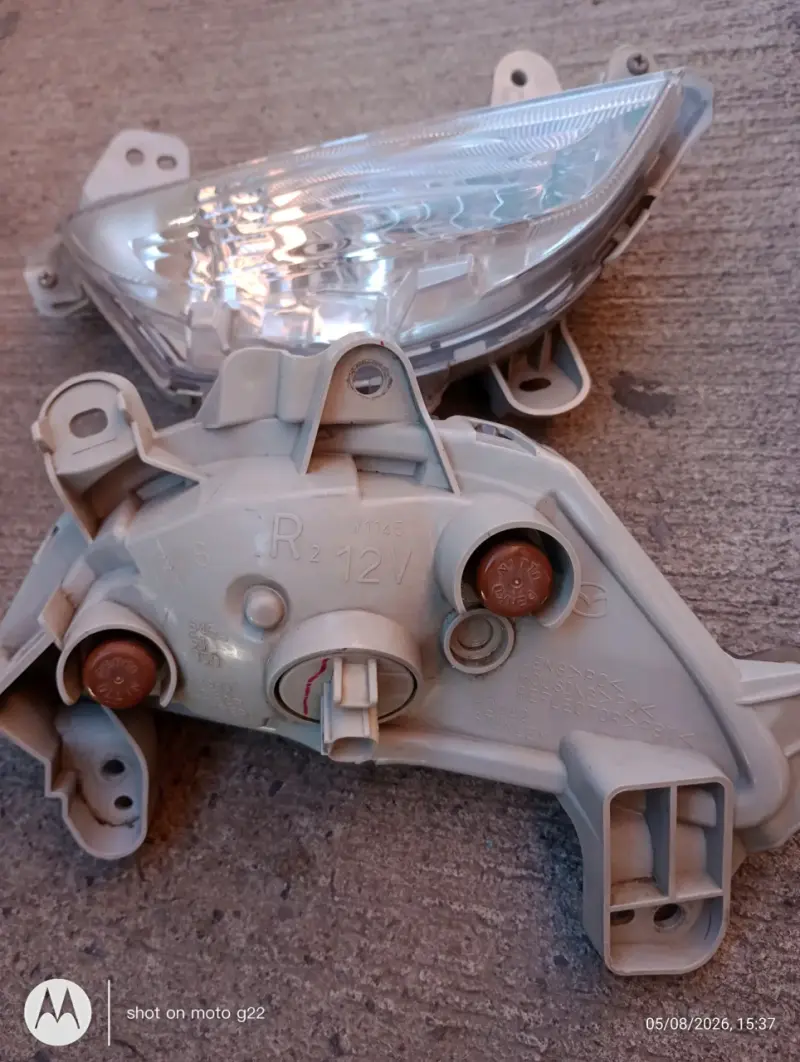 Focos originales de parachoque delantero MAZDA NEW - 4