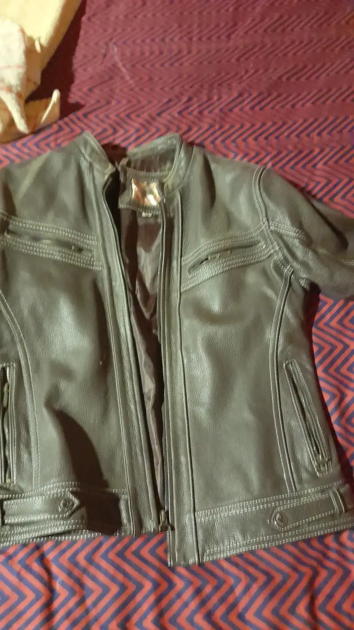 Chaqueta de cuero cafe - 1